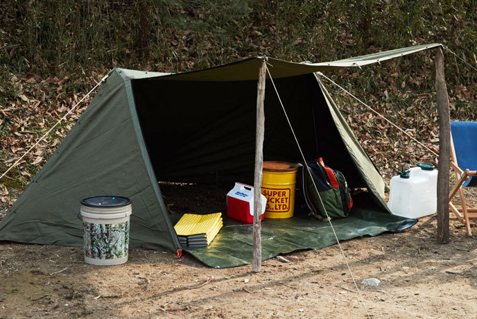 「軍幕テント」を使ったミリタリーキャンプのススメ