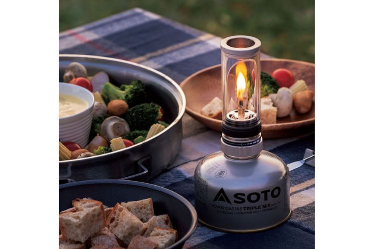 複数タイプの燃料缶から充てん可能：SOTO ひのと SOD-260