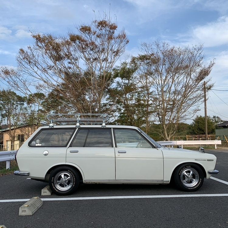 日産 ダットサン ブルーバード510ワゴン 横