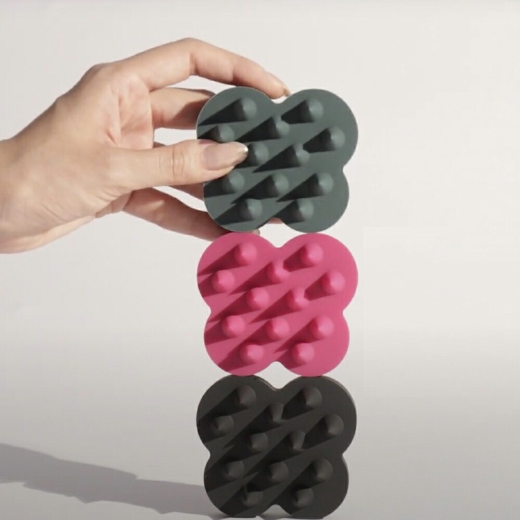 【サロンクオリティのケアを手軽に】uka scalp brush