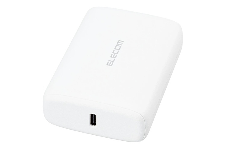 ELECOM コンパクト モバイルバッテリー【パススルー充電機能搭載/クレカ並みのサイズ】