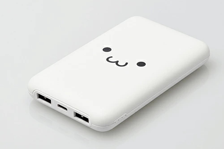 ELECOM モバイルバッテリー薄型コンパクト【「まとめて充電」に対応】
