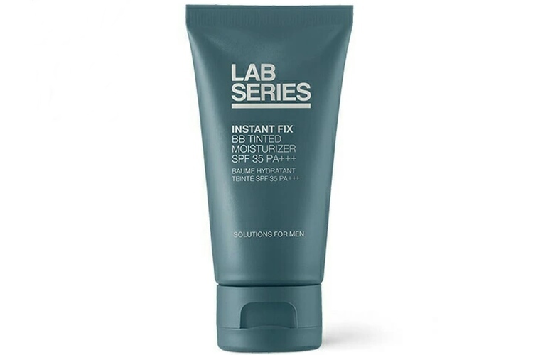 2. ラボ シリーズ インスタント FIX BB ティンティド モイスチャライザー SPF35【保湿しながら肌を自然にカバー】