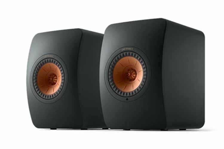 12. KEF LS50 Wireless II【スマホやテレビで迫力の音響を体感】