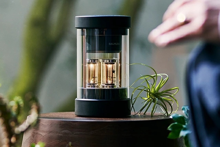 14. BALMUDA The Speaker M01A【インテリアを格上げするレトロさを感じる一台】