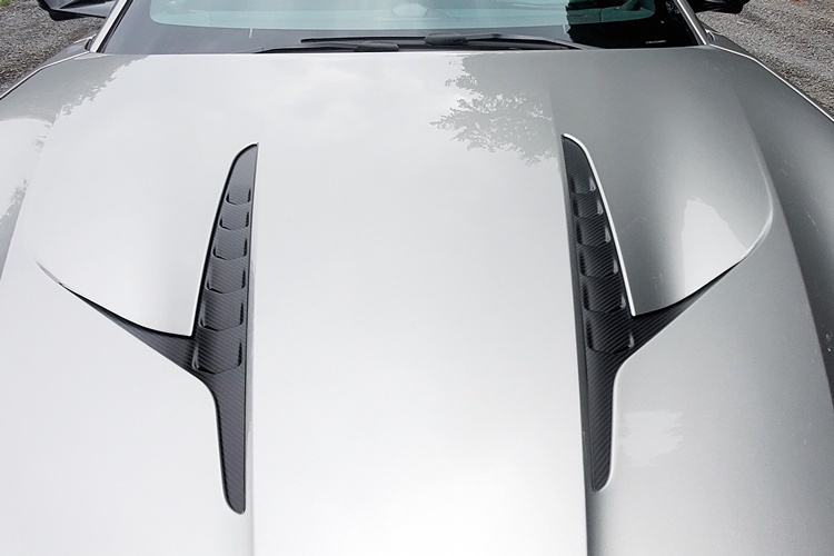 アストンマーティン　ヴァンキッシュ