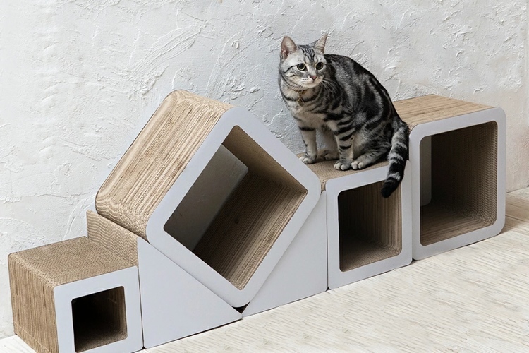 21. キーテイル にゃんネイルキューブ【爪とぎ × キャットタワー × 遊び場の3仕様】