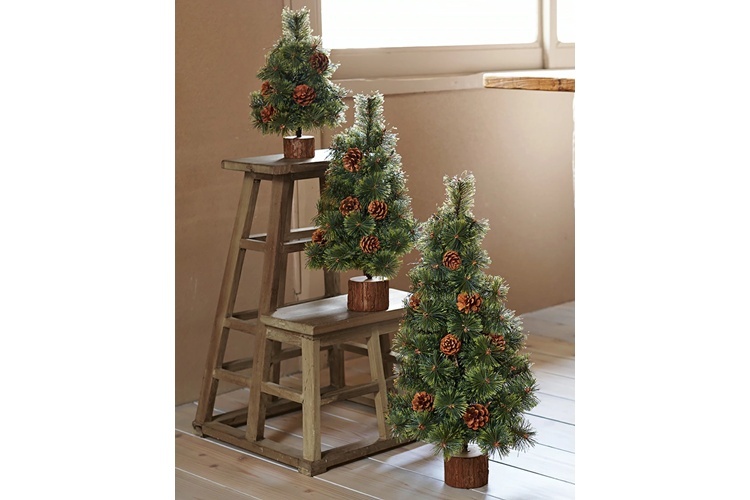 6. Alsace アルザスミニツリー【年齢や空間を選ばないリアルさを追求したツリー】