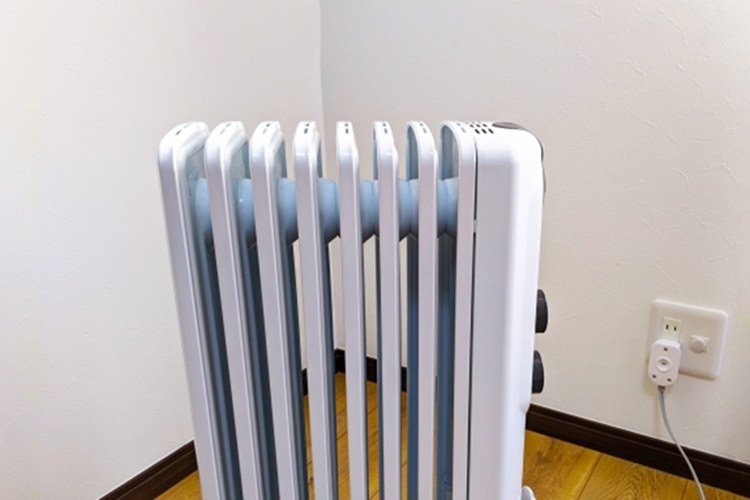 暖房 オイルヒーター