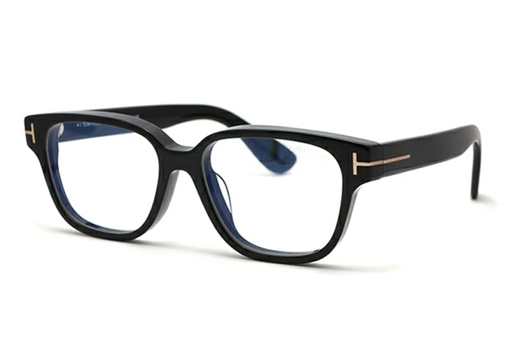 1. TOM FORD TF6071-D-B ECO 001【抜群の存在感を発揮する】