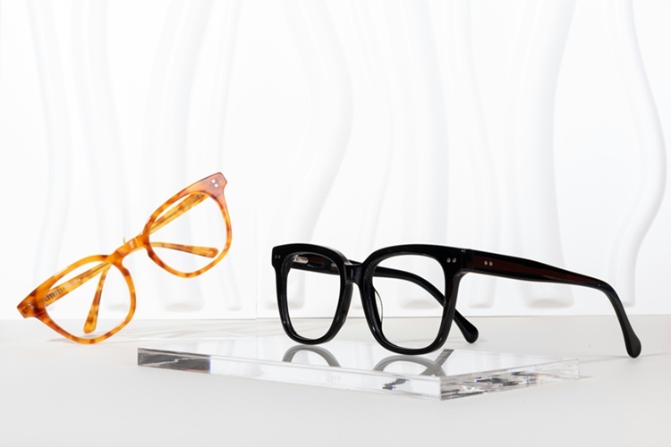 お洒落なメガネ