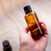 【メンズ】美容液おすすめ25選｜最新の人気商品や選び方も紹介