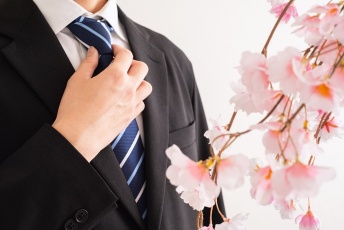 【価格別】新社会人に人気のプレゼントおすすめ25選｜選び方も解説