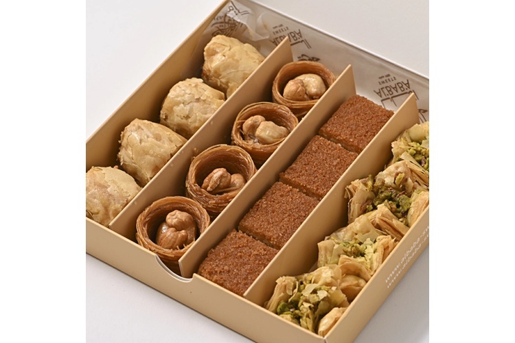 Al Baba バクラヴァ・ミックス（16個入り）