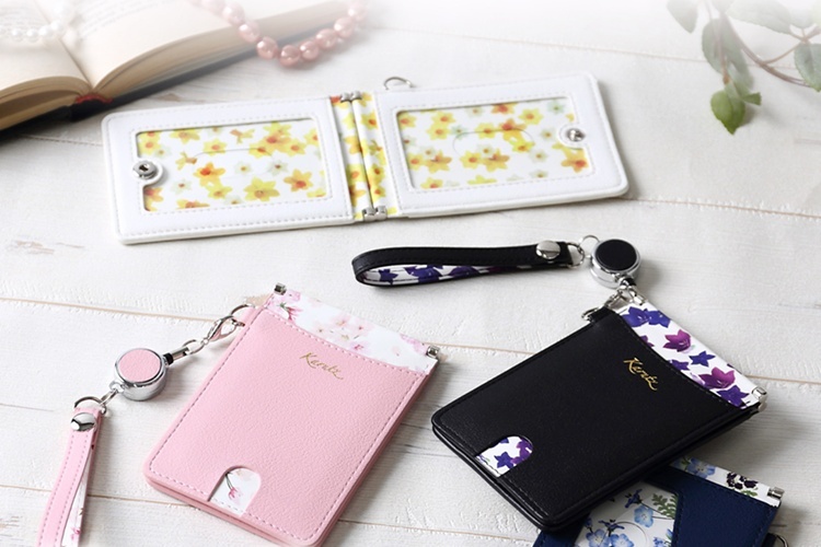 karutz フラワーパスケース