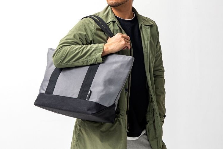 メンズ用大容量トートバッグ