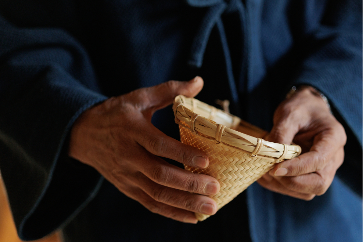 川越、藁竹茅のコーヒードリッパー