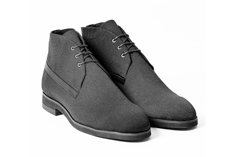 ACTHREAD CHUKKA BOOTS