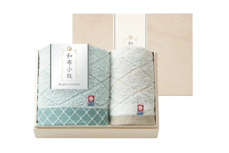 2. 今治タオル 和布小紋 木箱入り【和の趣を感じる木箱入り】