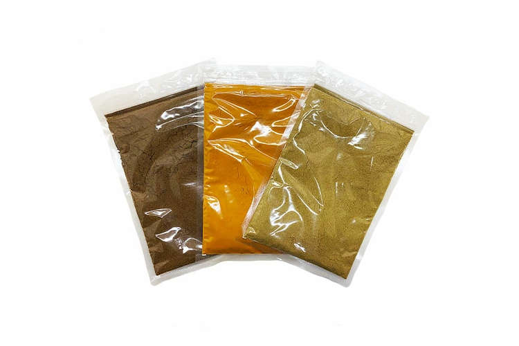 19. インドカレーの店 アールティ スパイス定番セット