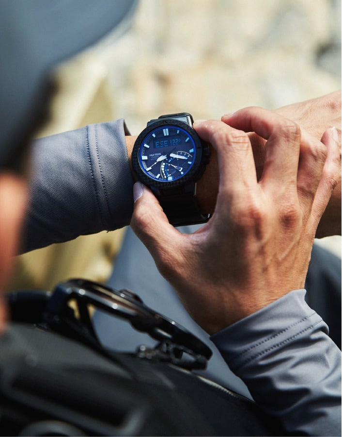 釣りにベストな時間を表示しアングラーをサポートする腕時計