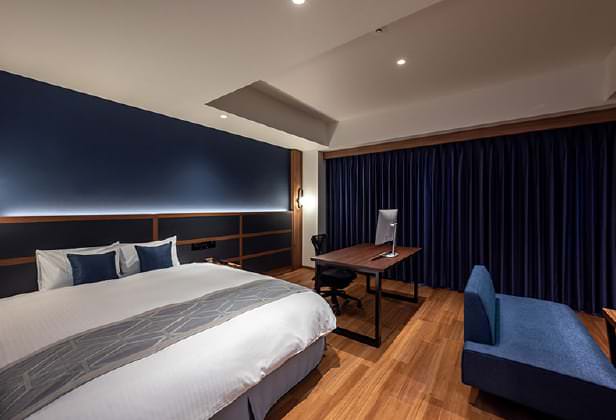 HOTEL SAILS
