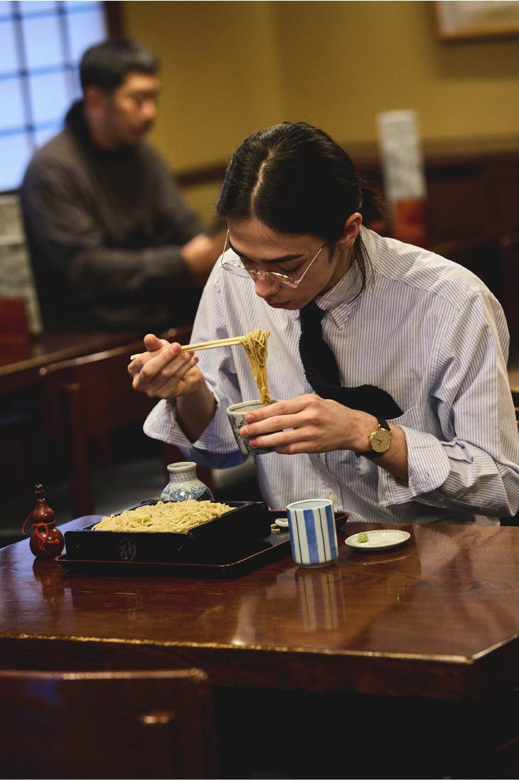 タブカラーがアクセントに アメリカを代表するシャツメーカーの 「インディビジュアライズド シャツ」