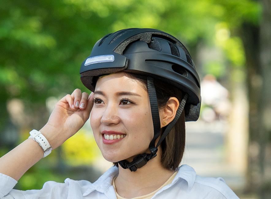 折りたたみサイクルヘルメット
 ORITATA-MET
