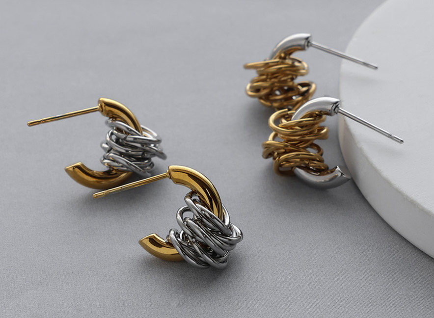 ステンレス コイル ハーフフープピアス 