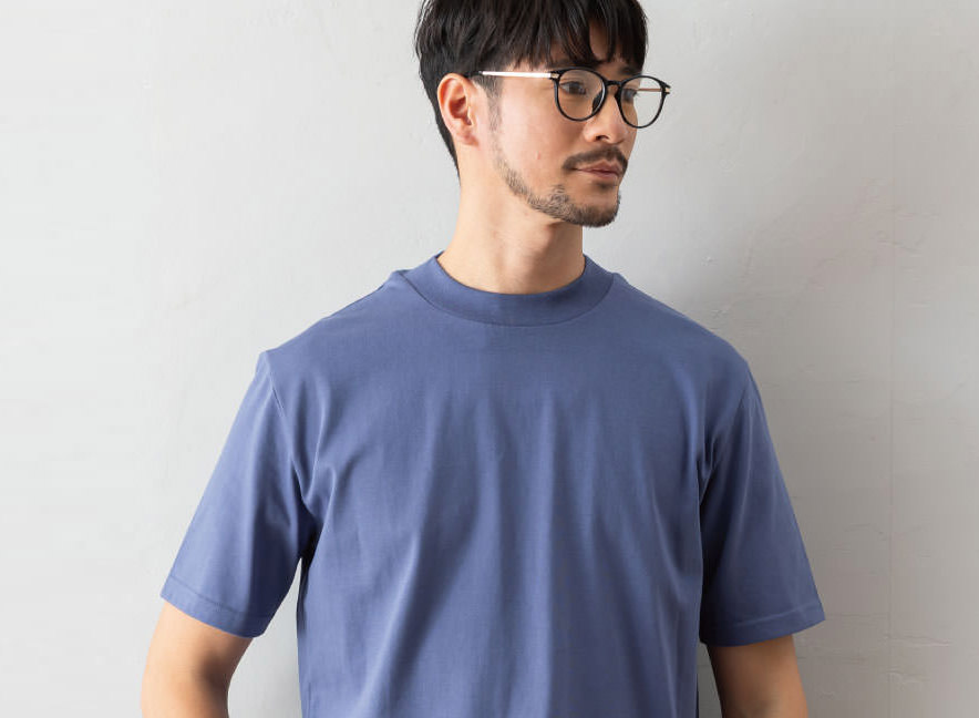 モックネックTシャツ 