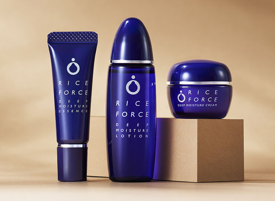 薬用保湿化粧水RF-D
薬用保湿美容液RF-D
薬用保湿クリームRF-D 3,960円