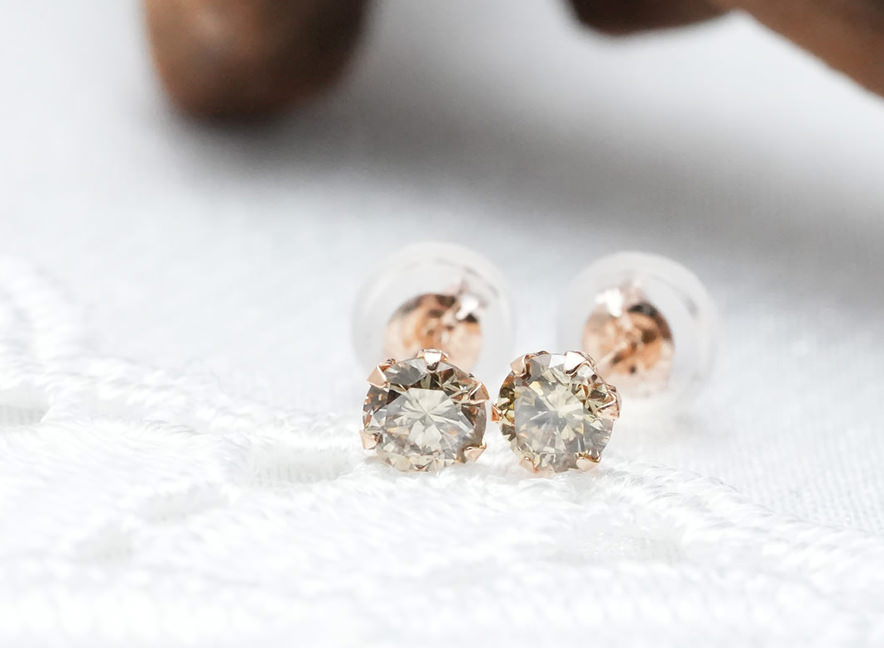 K18ピンクゴールド　ブラウンダイヤモンドピアス0.40ct 29,700円