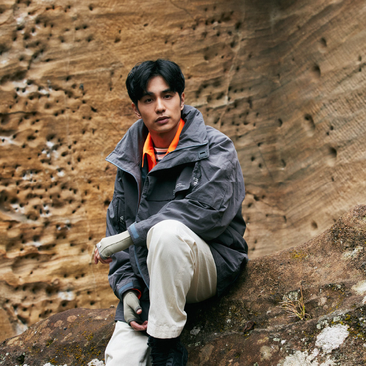 中村蒼、差し色とサイズ感で春を演出する 2023 大人のアウトドア